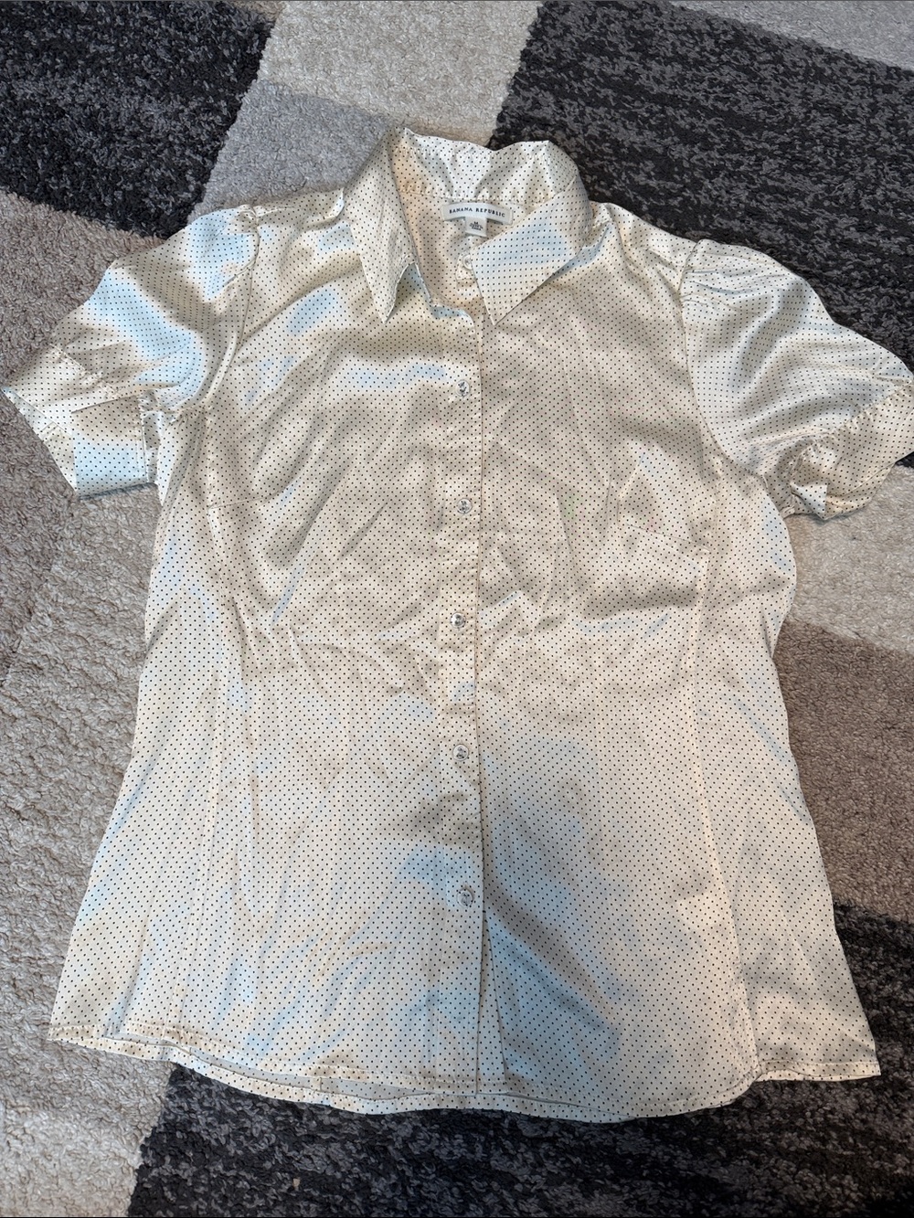Banana Republic silk button down blouse, polka dot, cream / black, size M EUC!